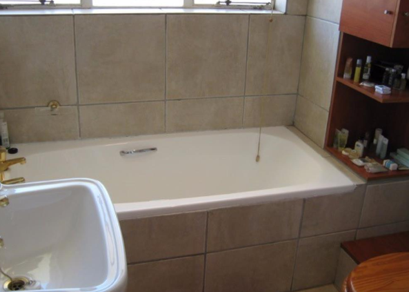 To Let 2 Bedroom Property for Rent in Green Point Western Cape